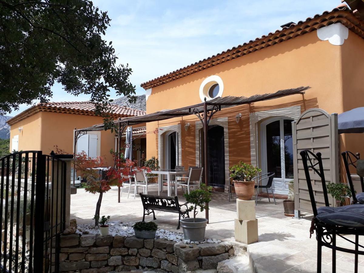 Maison D'Hotes La Garenne Puyloubier Esterno foto